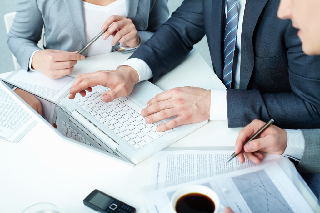 workers-considering-the-term-of-the-agreement (1).jpg workers-considering-the-term-of-the-agreement (1).jpg